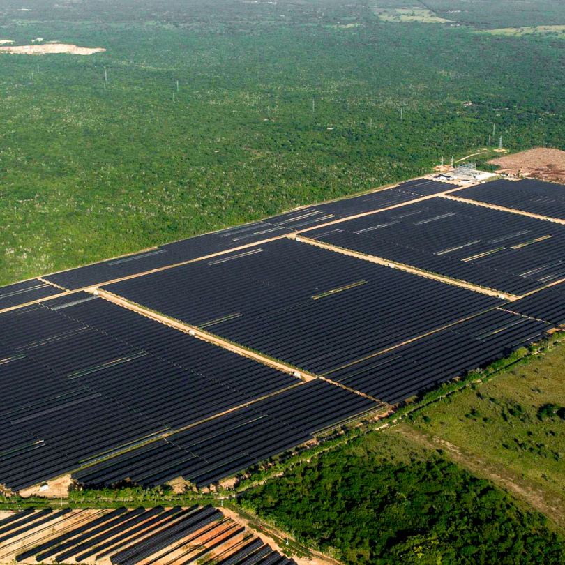 INAUGURAN PARQUES SOLARES EN CUMAYASA