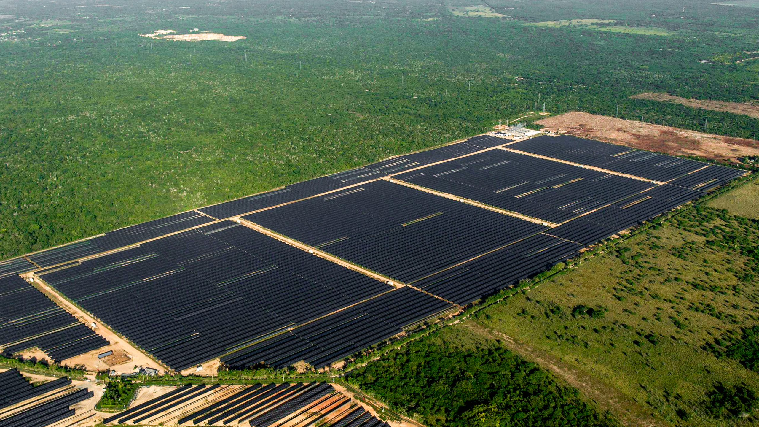 INAUGURAN PARQUES SOLARES EN CUMAYASA