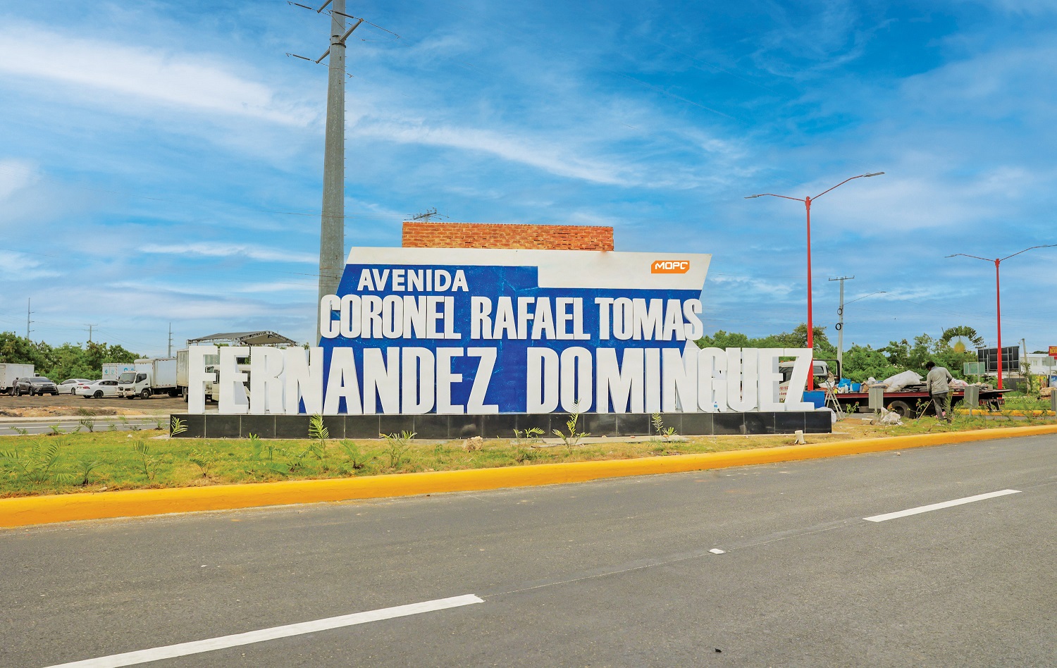 REMODELACIÓN DE AVENIDA CORONEL RAFAEL TOMÁS FERNÁNDEZ