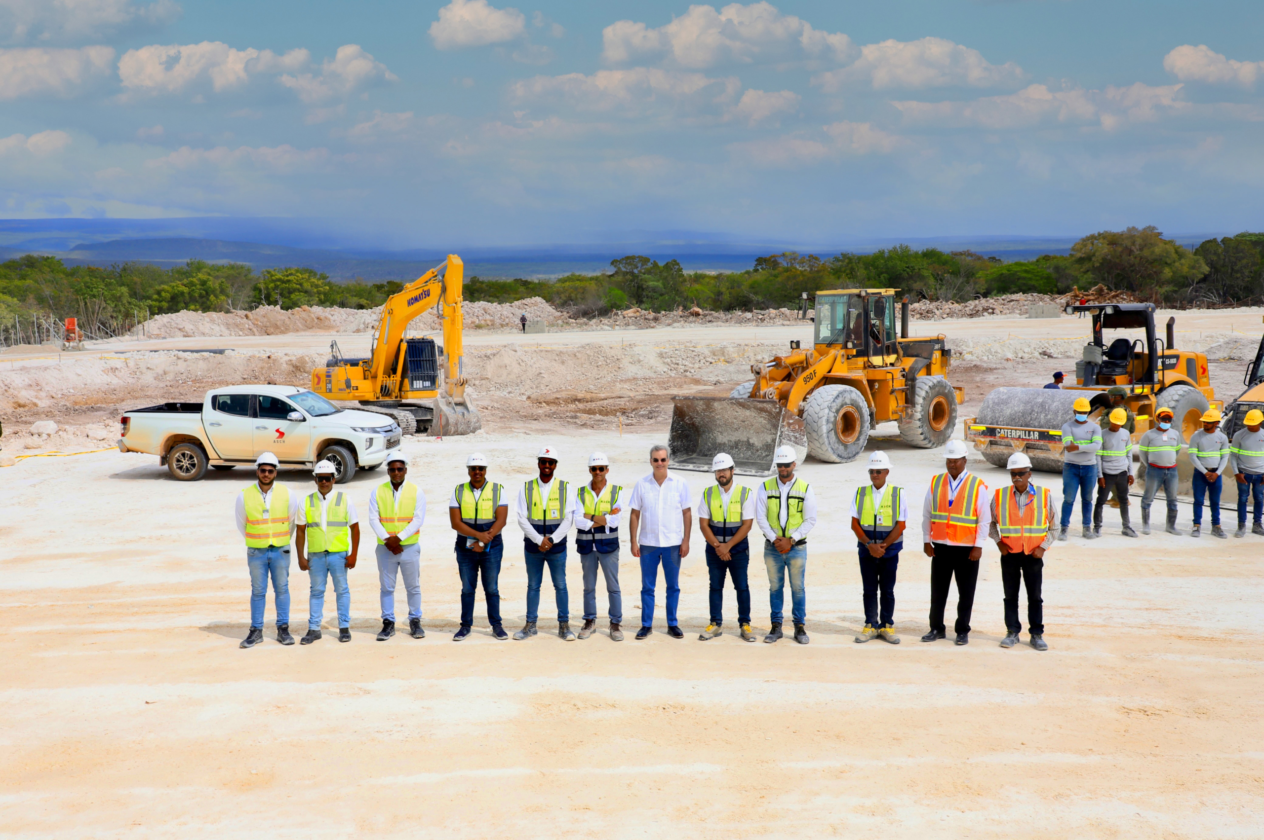 PRIMEROS HOTELES EN PEDERNALES