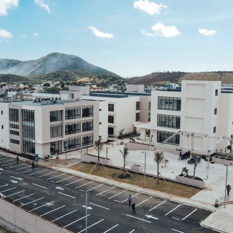 NUEVO CENTRO REGIONAL DE LA UNIVERSIDAD UASD EN BANÍ