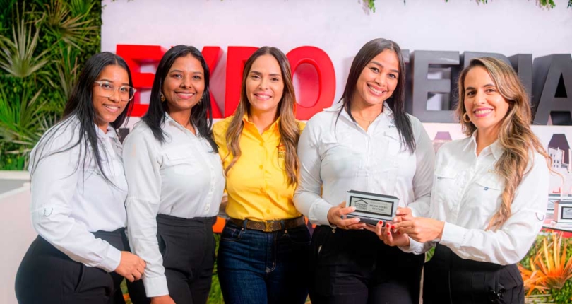 3ra CATEGORÍA | MEJOR DISEÑO DE STAND PROVEEDOR DE LA CONSTRUCCIÓN | GANADOR
