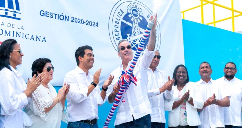 INAUGURAN ACUEDUCTO