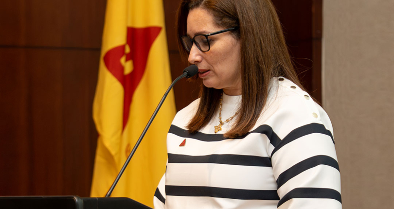 CHARLA DE SIKA  DOMINICANA