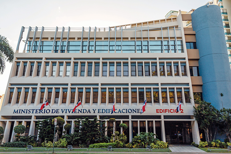 Mivhed oficializa el Código de Construcción y fortalece el marco normativo del sector edificador en República Dominicana